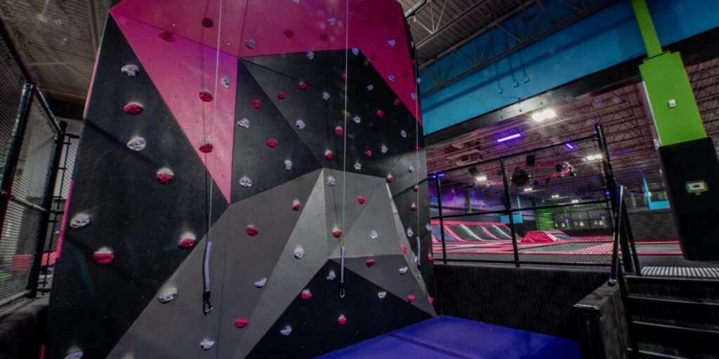 Indoor-Rock-Climbing-Winnipeg